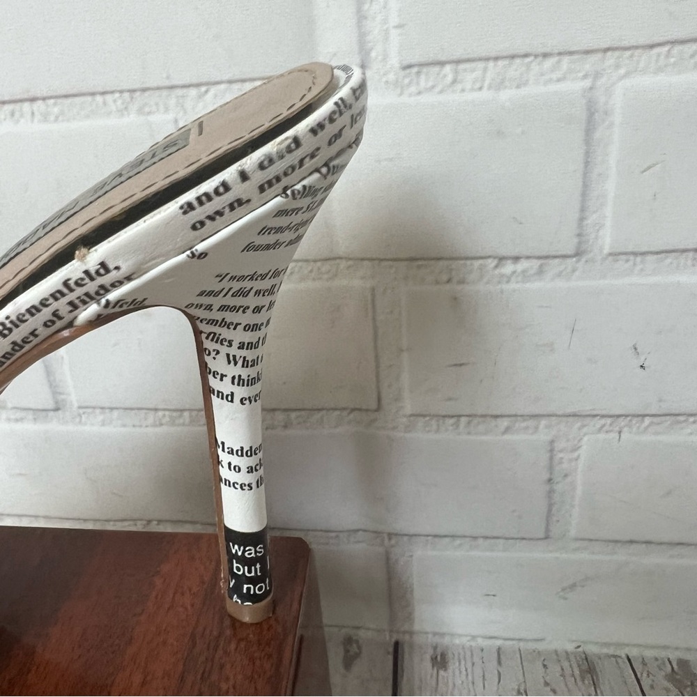 Vintage Steve Madden Y2K Size 10 Newspaper News Print Heels Clear Slide Shoes - Picture 7 of 16